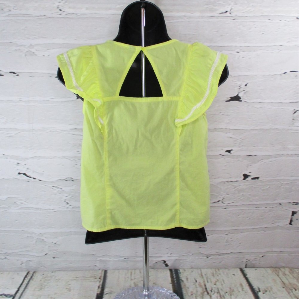Banana Republic Petites Ruffled Cropped Sleeveless Top - Picture 3 of 6
